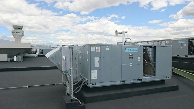 Sistema de ventilación Mecánica en Aeropuerto Internacional Mariscal Sucre en Quito, Ecuador