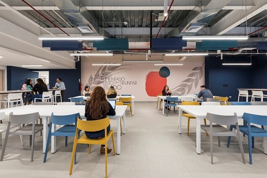 Sala grupal GRUPO SUPERIOR en Machala, Ecuador